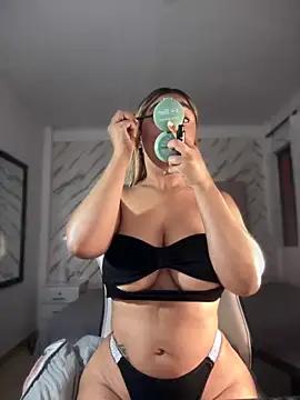 ChannelConnor  online show from 09/26/25, 11:03