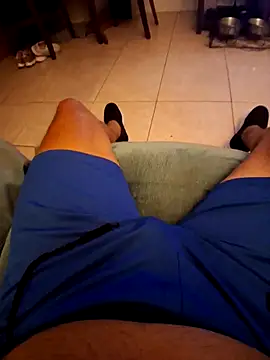 Snapshot of pullitoff chatting on 04/17/26, 01:08 pullitoff online show from 04/17/26, 01:08