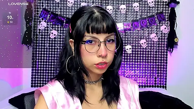 Rose 72 online show from 10/22/25, 08:08