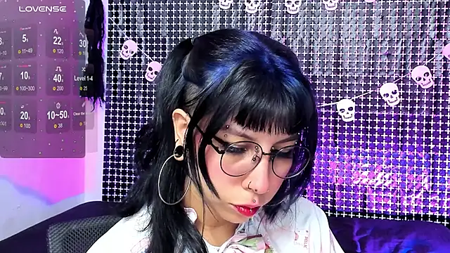 Rose 72 online show from 11/29/25, 09:29