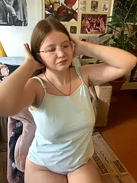 Sienna-Cow online show from 09/12/25, 10:26