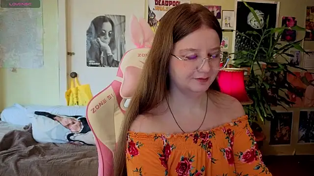 Sienna-Cow online show from 09/21/25, 10:28