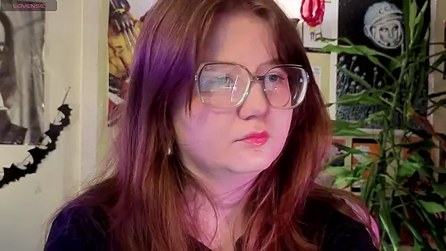 Sienna-Cow online show from 12/02/25, 11:04