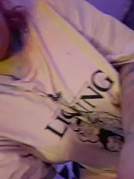 Angel S online show from 04/04/26, 10:24