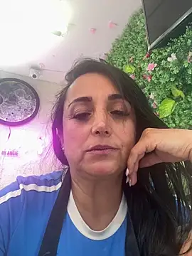 hotadhara01 online show from 02/06/26, 08:45