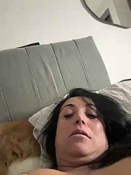 hotadhara01 online show from 02/28/26, 09:54