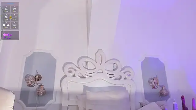 Snapshot of OnlyGia chatting on 11/08/25, 08:25 OnlyGia online show from 11/08/25, 08:25