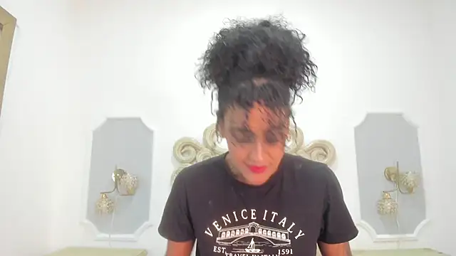 OnlyGia online show from 01/17/26, 10:35