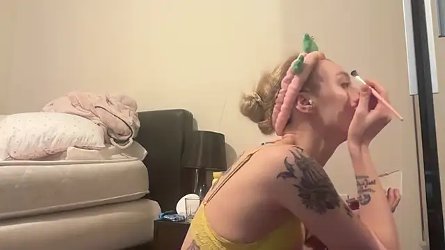 harleyblair online show from 09/12/25, 06:19