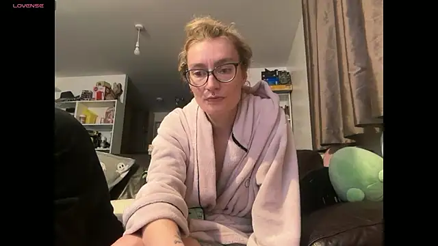 harleyblair online show from 12/15/25, 11:20