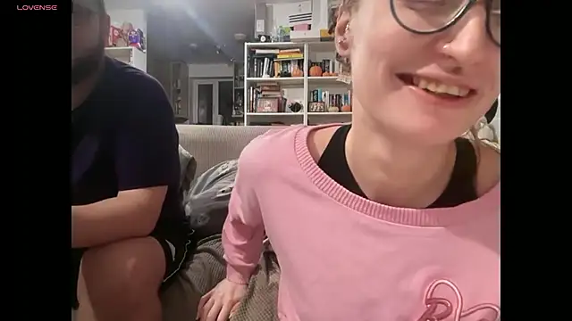 Snapshot of harleyblair chatting on 04/02/26, 10:07 harleyblair online show from 04/02/26, 10:07