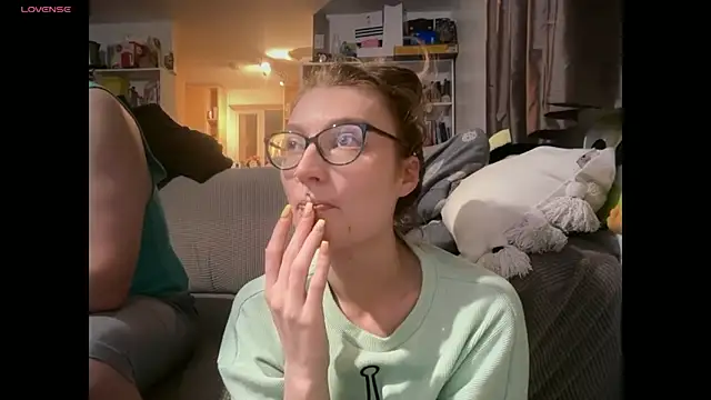 Snapshot of harleyblair chatting on 04/07/26, 10:09 harleyblair online show from 04/07/26, 10:09