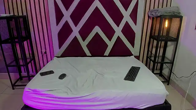 Snapshot of little_daicel chatting on 04/14/26, 04:18 little daicel online show from 04/14/26, 04:18