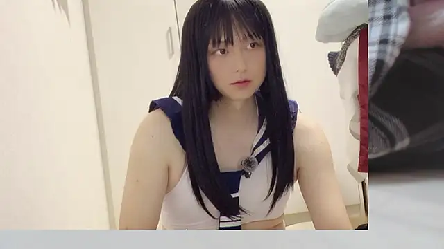 Snapshot of Mia032 chatting on 10/19/25, 02:29 Mia032 online show from 10/19/25, 02:29