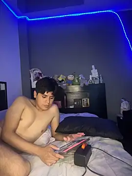 Kailertwink online show from 05/31/26, 09:16