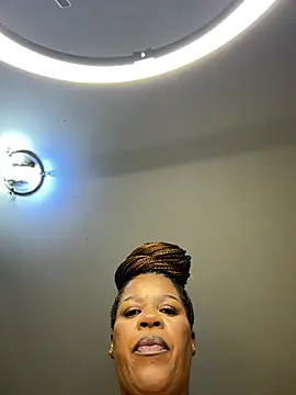 Snapshot of THICKBUNNYCHICKxxx chatting on 03/25/26, 08:04 THICKBUNNYCHICKxxx online show from 03/25/26, 08:04