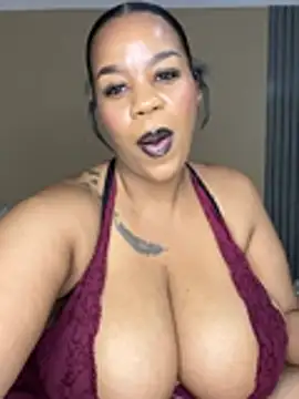 Snapshot of THICKBUNNYCHICKxxx chatting on 07/24/26, 07:34 THICKBUNNYCHICKxxx online show from 07/24/26, 07:34