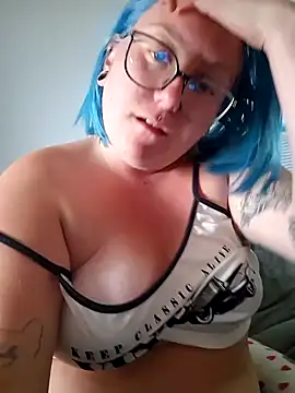 lablonde2025 online show from 09/16/25, 09:10