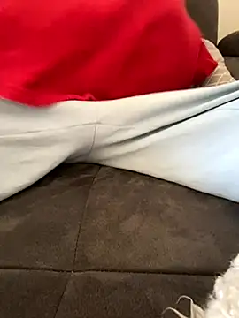 Snapshot of greggts chatting on 10/16/25, 09:43 greggts online show from 10/16/25, 09:43