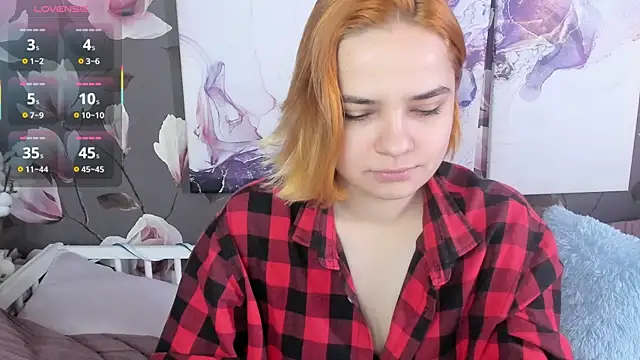 Snapshot of Gina_Dawson chatting on 10/10/25, 08:02 Gina Dawson online show from 10/10/25, 08:02