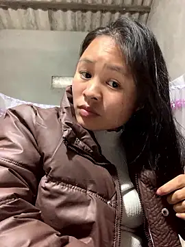 NhuFox online show from 01/06/26, 07:34