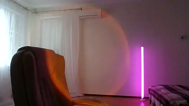 Snapshot of StarBlazee chatting on 10/01/25, 02:12 StarBlazee online show from 10/01/25, 02:12