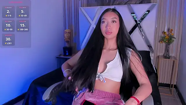 Snapshot of Sussyrosse_ chatting on 04/07/26, 09:59 Sussyrosse online show from 04/07/26, 09:59