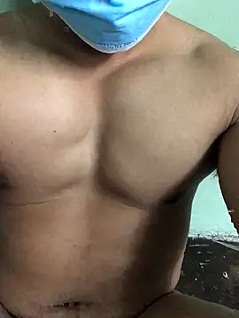 Huynh-duc-huy online show from 11/11/25, 04:40