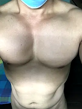 Huynh-duc-huy online show from 11/18/25, 07:35