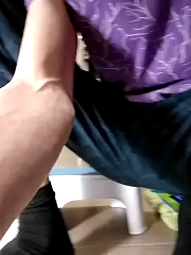 Snapshot of N_i_k_o_l_a_u chatting on 01/18/26, 08:29 N i k o l a u online show from 01/18/26, 08:29