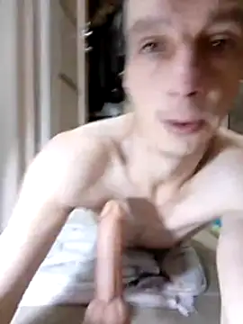 Snapshot of N_i_k_o_l_a_u chatting on 02/02/26, 05:28 N i k o l a u online show from 02/02/26, 05:28