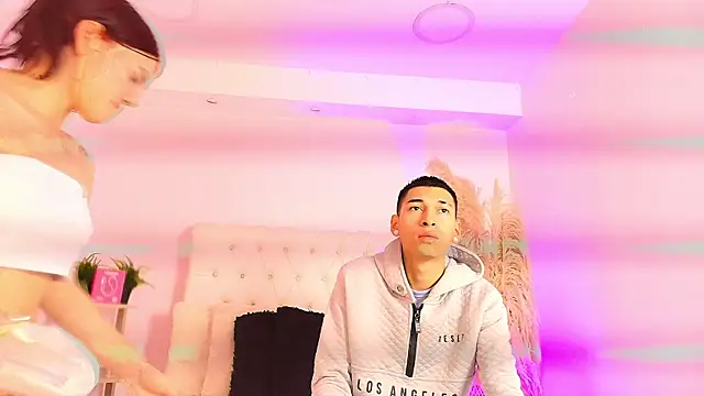 AmelieAndAce online show from 11/20/25, 01:11