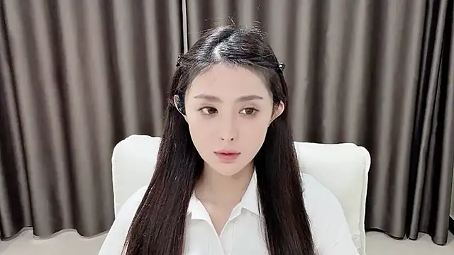 sliGhtAn1 online show from 04/12/26, 08:19