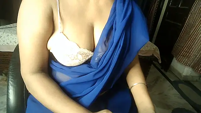 Snapshot of Anaconda-Mall chatting on 07/11/26, 05:59 Anaconda-Mall online show from 07/11/26, 05:59