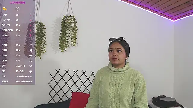 shiara blake online show from 10/21/25, 02:40