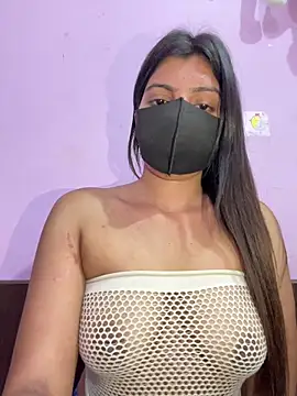 Snapshot of _01ruhi chatting on 10/18/25, 05:25 01ruhi online show from 10/18/25, 05:25