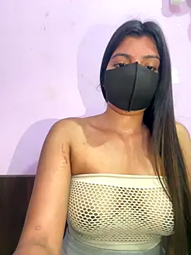 Snapshot of _01ruhi chatting on 11/03/25, 07:04 01ruhi online show from 11/03/25, 07:04