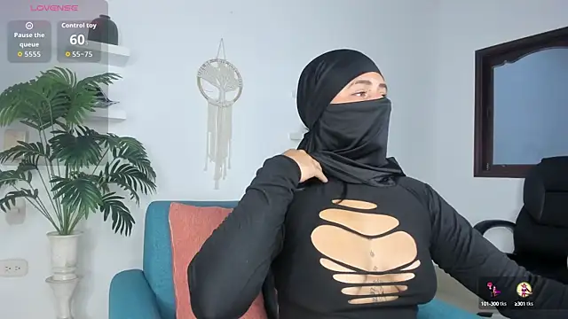 zali mahamed online show from 10/08/25, 10:24