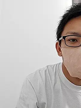 Snapshot of mitsuki0915 chatting on 10/08/25, 02:09 mitsuki0915 online show from 10/08/25, 02:09