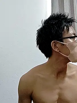 Snapshot of mitsuki0915 chatting on 02/02/26, 02:32 mitsuki0915 online show from 02/02/26, 02:32