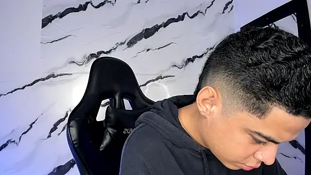 Snapshot of edy_play chatting on 03/22/26, 06:39 edy play online show from 03/22/26, 06:39