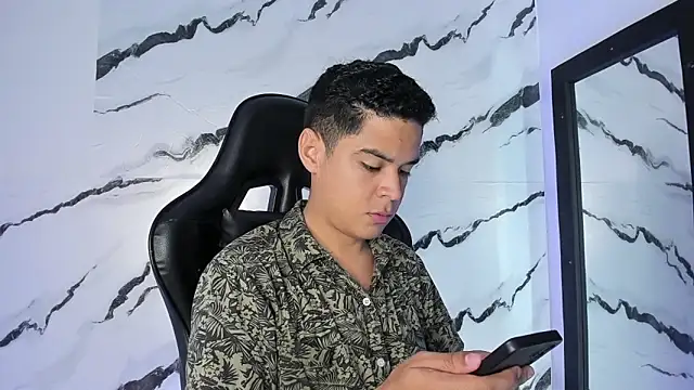 Snapshot of edy_play chatting on 04/01/26, 06:58 edy play online show from 04/01/26, 06:58