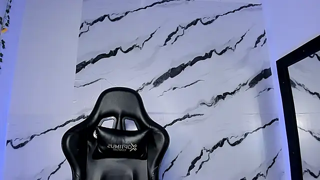 Snapshot of edy_play chatting on 04/02/26, 05:38 edy play online show from 04/02/26, 05:38