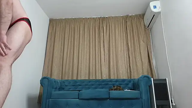 Snapshot of BLOND_GOD chatting on 04/03/26, 03:37 BLOND GOD online show from 04/03/26, 03:37