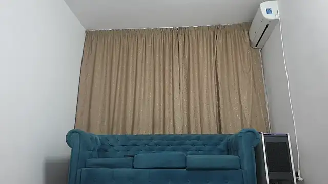 Snapshot of BLOND_GOD chatting on 06/06/26, 12:38 BLOND GOD online show from 06/06/26, 12:38