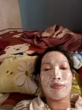 Snapshot of Lyly999 chatting on 09/19/25, 04:58 Lyly999 online show from 09/19/25, 04:58