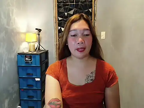 Snapshot of ur_sexymaurice chatting on 04/14/26, 11:22 ur sexymaurice online show from 04/14/26, 11:22