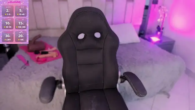 Snapshot of Samarafernandez chatting on 09/22/25, 01:29 Samarafernandez online show from 09/22/25, 01:29