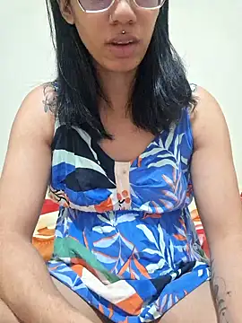 Snapshot of RavenShyfit chatting on 09/20/25, 05:58 RavenShyfit online show from 09/20/25, 05:58