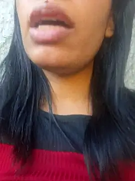 Snapshot of RavenShyfit chatting on 11/16/25, 07:19 RavenShyfit online show from 11/16/25, 07:19